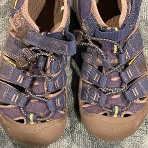 Boys Keen water shoes, size 13